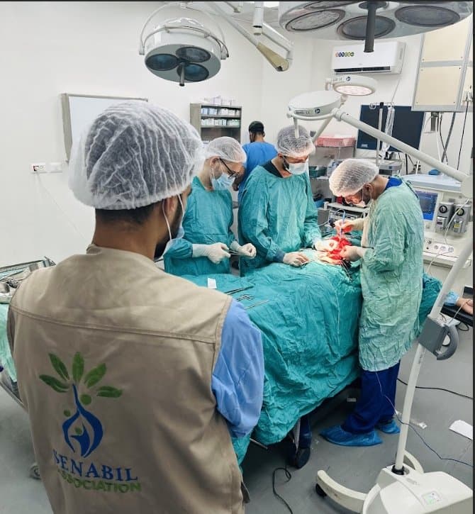 العمليات الجراحية للمرضى على قوائم الانتظار