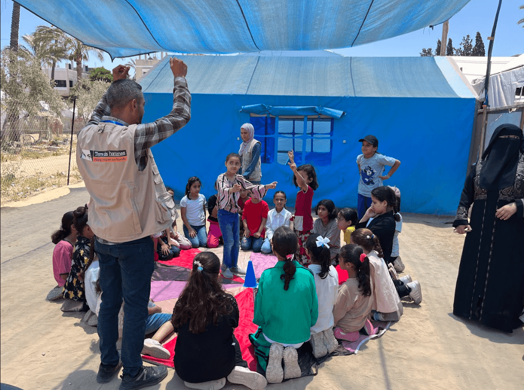 تنفيذ برامج دعم نفسي واجتماعي لطلبة مدارس السنابل