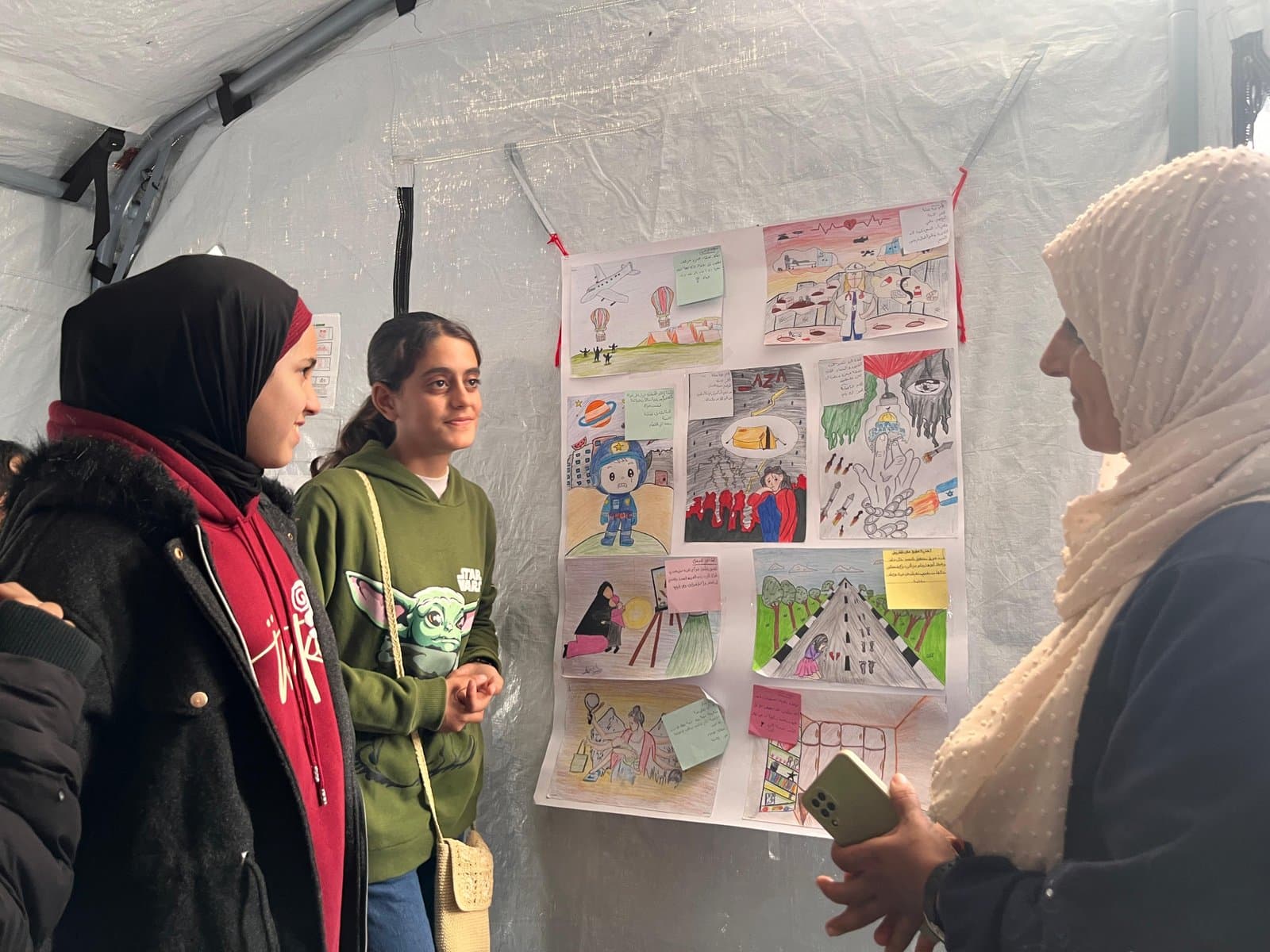 Closing of the Psychosocial Support Project through Organizing an Art Exhibition of Students’ Drawings in Partnership between Senabil Foundation and Heart of Gaza Foundation