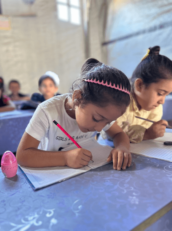 Establishing the Senabil Deir Al Balah 1 Field School as an emergency educational solution during the war to ensure educational continuity