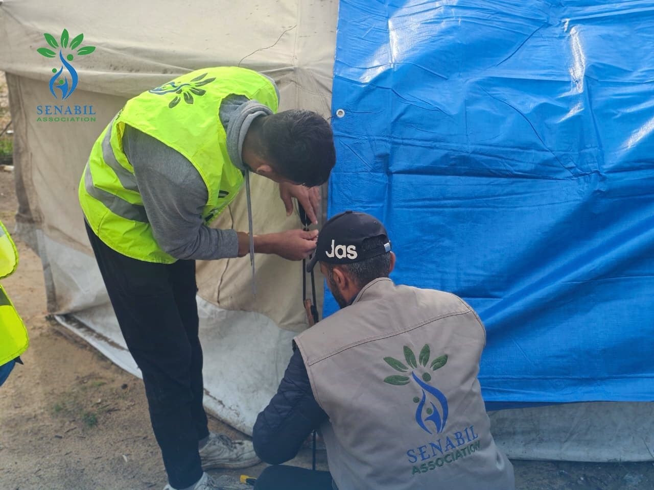 استجابة إغاثية طارئة للمنخفض الجوي في شمال وجنوب قطاع غزة ضمن حملة "شتاء غزة.. سلام ودفا"