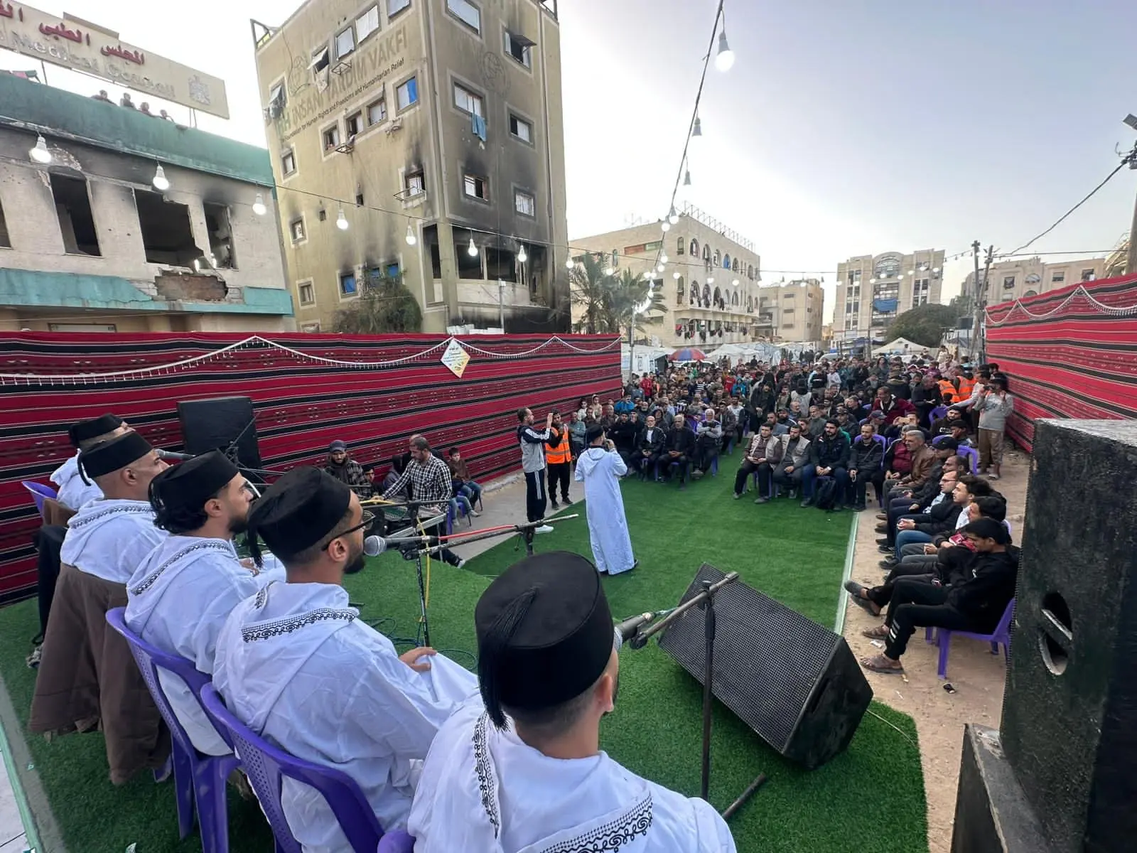 مؤسسة السنابل تُحيي حفلات مديح في مختلف مناطق القطاع استقبالًا لشهر رمضان المبارك