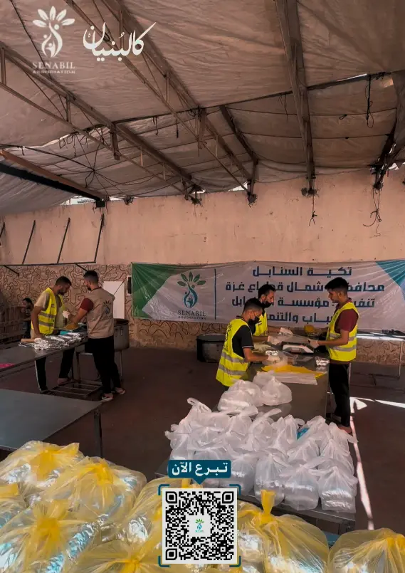 استمرار حملة كالبنيان عبر عمل تكيات طعام وتوزيع الوجبات على النازحين في مخيمات النزوح