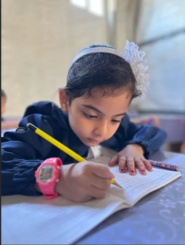 Establishing the Senabil Deir Al Balah 1 Field School as an emergency educational solution during the war to ensure educational continuity