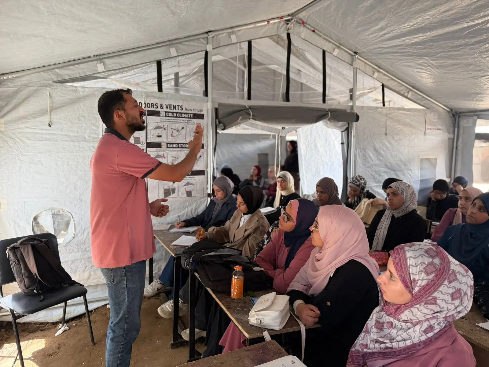 Senabil Association Launches “Esnad 2008” Project to Support Tawjihi Students