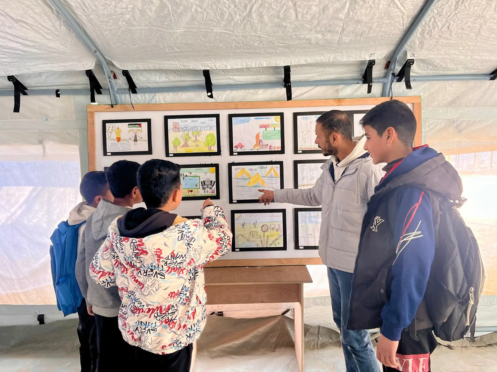 Senabil Association Organizes Children's Art Exhibition as Part of Psychosocial Support Activities in Deir Al-Balah